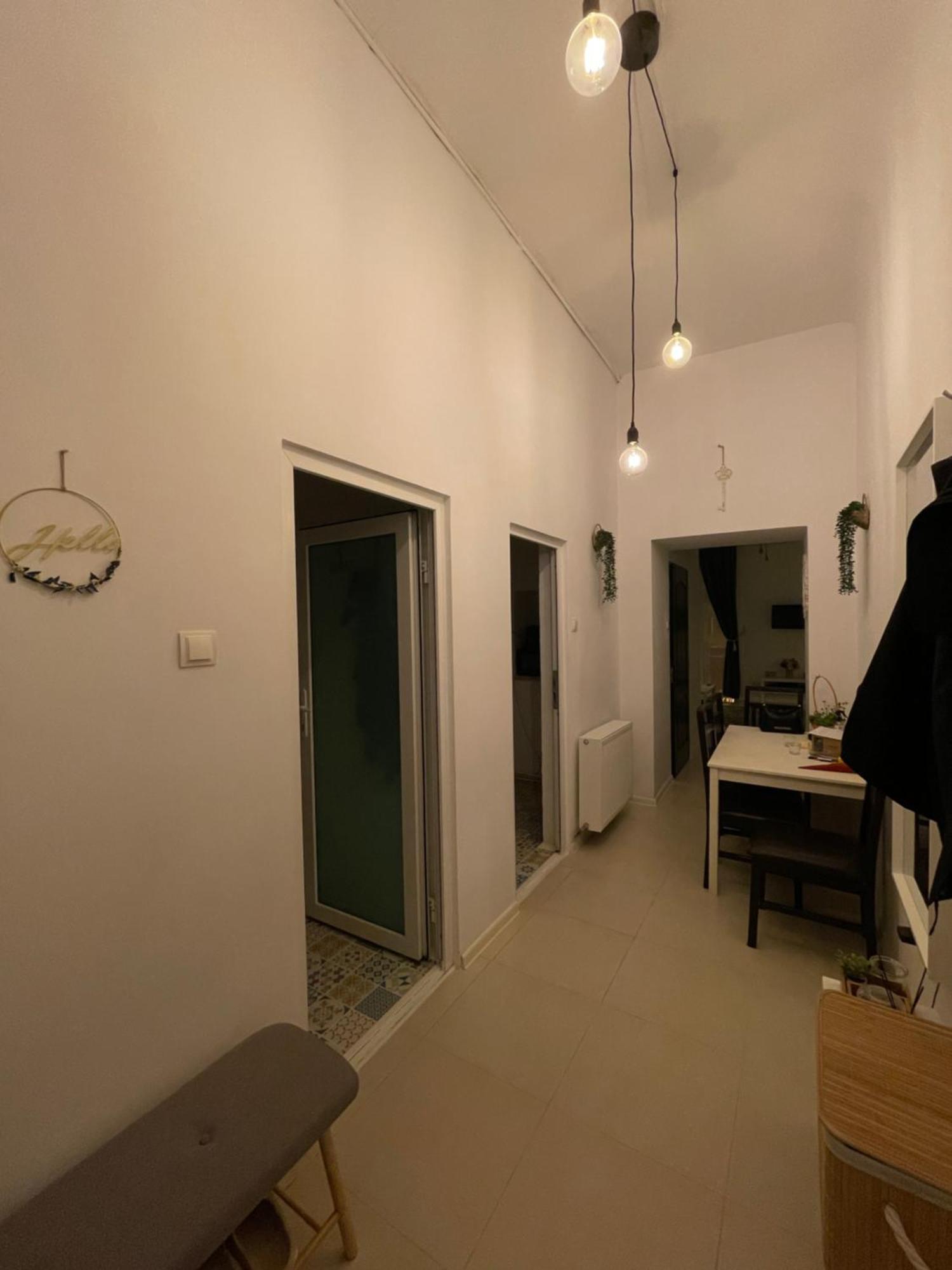 Nicole's Cozy Retreat Apartament